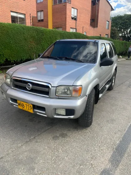 Nissan Pathfinder 3.5 R50 Superlux