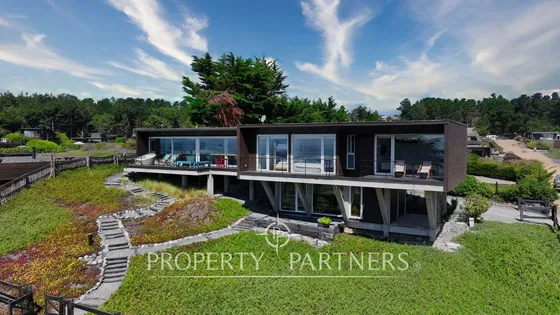 Pichilemu, Espectacular Casa En Primera Línea