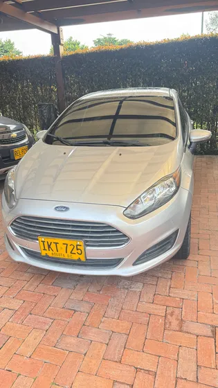Ford Fiesta 1.6 Hatchback Se