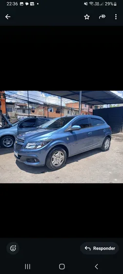Chevrolet Onix 1.0 Seleção 5p
