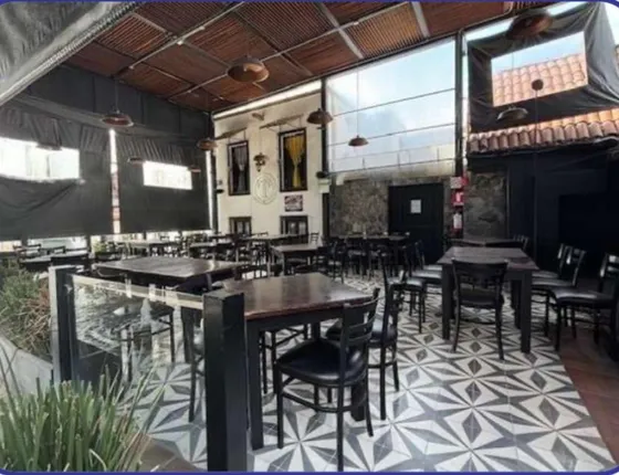 Local En Renta En Bernardo Quintana Rr