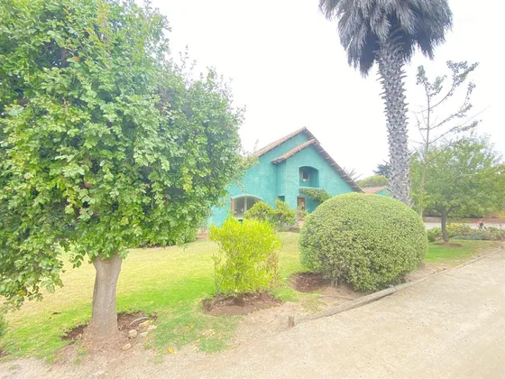 Casa En Arriendo De 5 Dorm. En Quintero