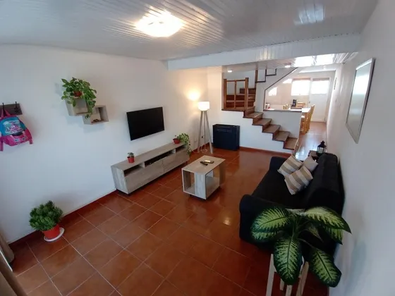 Alquiler Temporario -  Puerto Madryn - Duplex- Cochera - Patio Con Parrilla - Excelente Ubicacion 