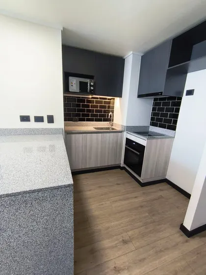 Arriendo Departamento 2d 1b Con Estacionamiento En Macul