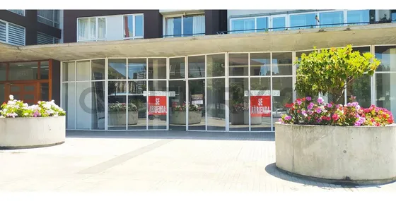 Arriendo Local Comercial N° 03 Con Terraza Amplia