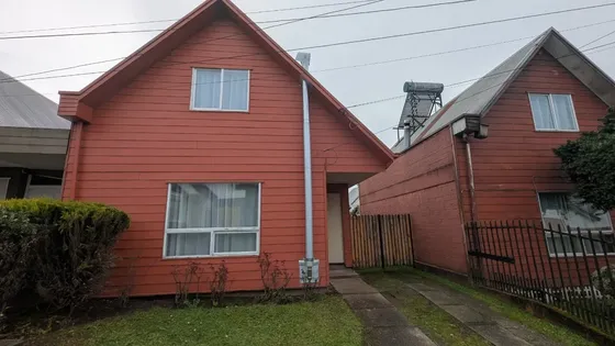 Casa En Buenas Condiciones - Buen Sector.