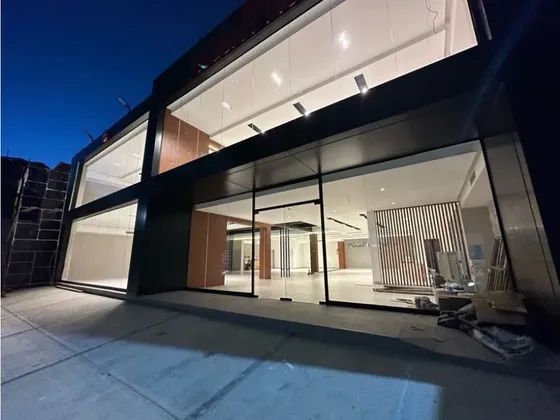 Vendo Local Comercial 800m2 La Castellana 4385