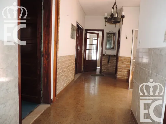 Venta - Casa - 4 Ambientes - Ideal Para Inversores  - Avellaneda