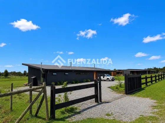 Se Arrienda Moderna Casa Con Vista A Volcanes Puerto Varas