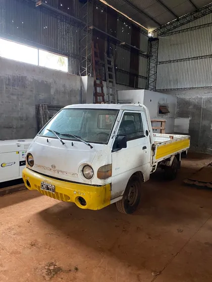 El Camion Esta Desarmado Sin Motor