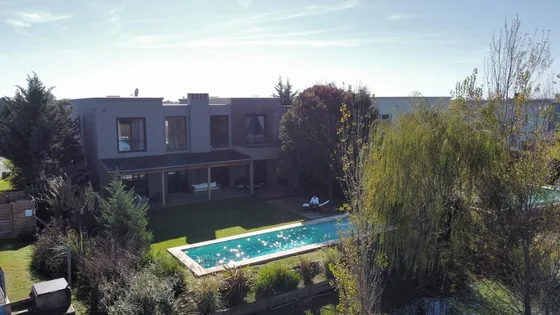 Casa En Venta A La Laguna, Barrio Cerrado El Cantón - Imperdible!!!