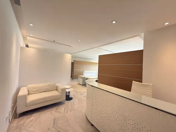 Oficina Ejecutiva La Viña 140m² | Planta Eléctrica | Alquiler | Plof-152