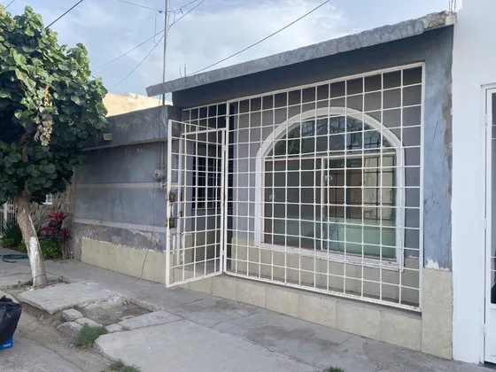 Casa En Venta En La Fuente, Torreon Coahuila