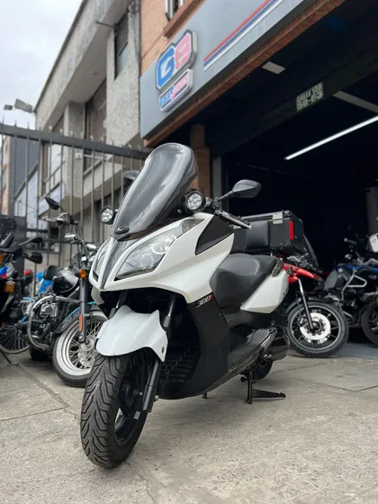 Kymco Downtwon 300i