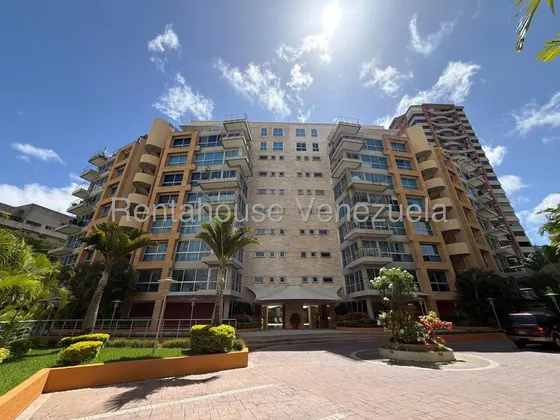 Apto En Mesetas De Santa Rosa De Lima , Ampli 209 Metros , 3 Hab, 4 Baños , Edificio Moderno , Piscina(abstenerse Asesores Inmobiliarios )26-22276