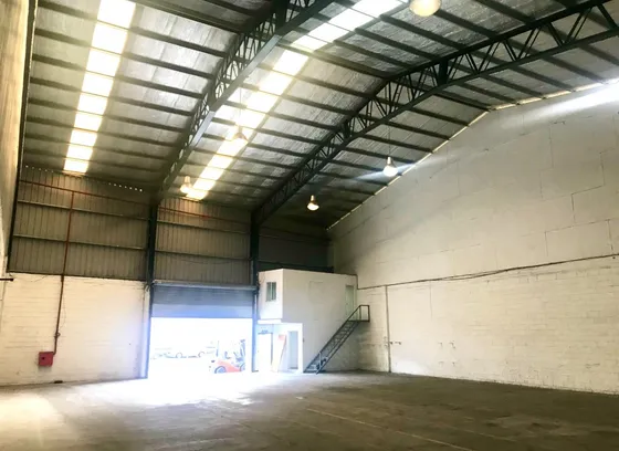 Alquiler Galpon 450 M2 - Moreno