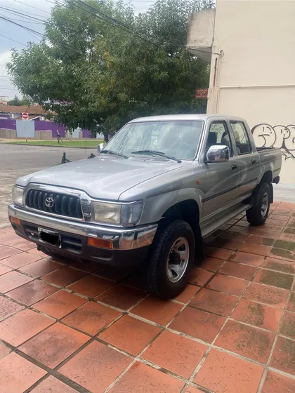 Toyota Hilux 3.0 D/cab 4x2 D Srv Expoeste