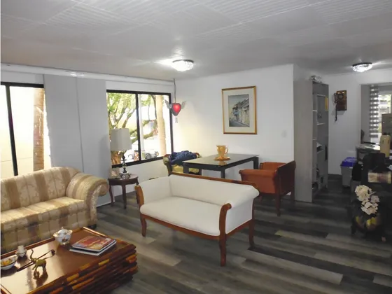 Apartamento En Arriendo En El Poblado, Manila