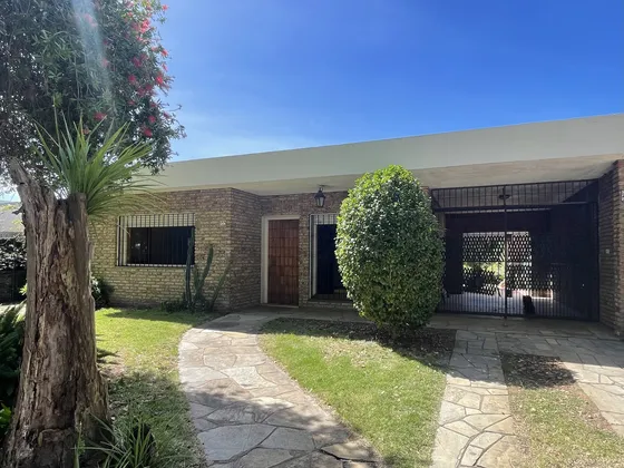 Oportunidad 2 Casas En Padrón Único Carrasco