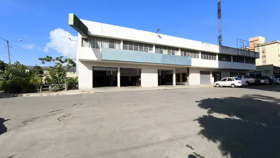 Np Comercial En Venta Sector Guayabal - Naguanagua A Pie De Calle Código 324118