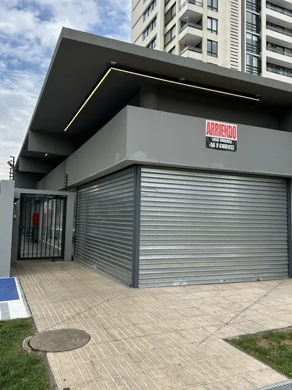 Local Comercial Nuevo De 85,19m2 En Avda Peru Recoleta