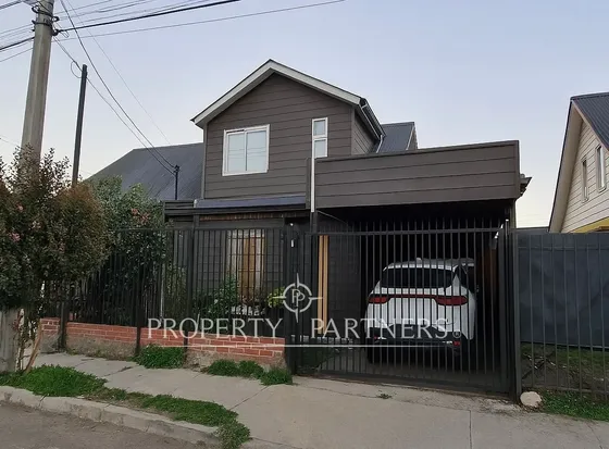 Linda Casa Familiar Con Piscina Climatizada