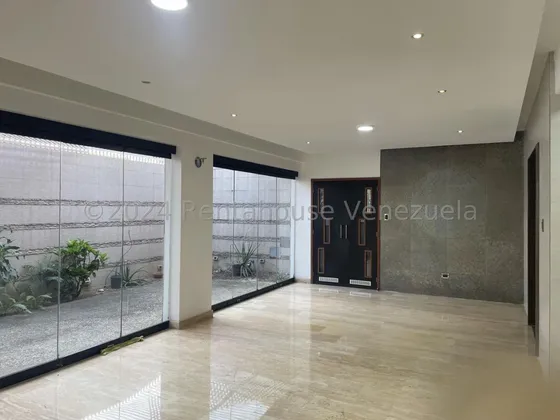 Espectacular Y Comoda Casa En Alquiler Urb. El Marques