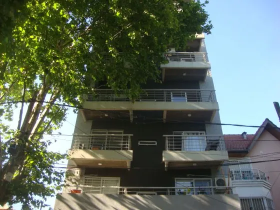 Departamento En Venta En Caseros