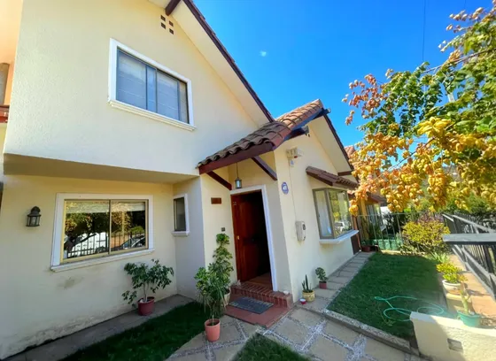 Casa En Venta 3d 3b Con Piscina Peñablanca, Villa Alemana