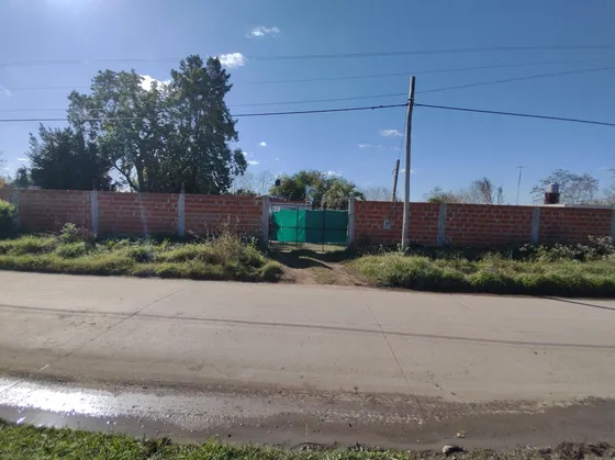 Lote De Terreno Baldio  De 460 M.