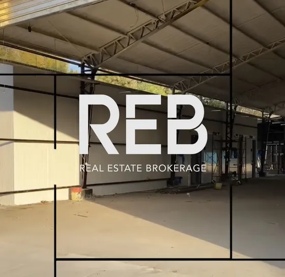Bodega En Sector Industrial Con Excelente Accesos Y Vias