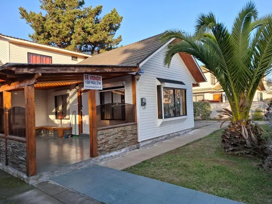 En Venta Hermosa Casa 5 Dorm. Algarrobo 