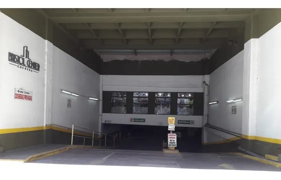 Venta De Cochera Fija Y Cubierta En Mar Del Plata !!! Ubicación Inmejorable ... Dueño Directo !!!