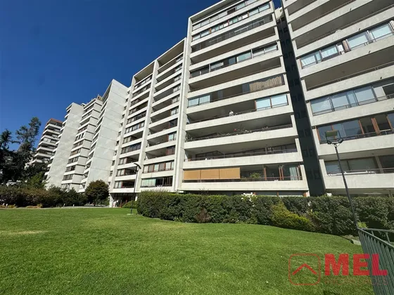 Departamento En Venta De 2 Dorm. En Lo Barnechea