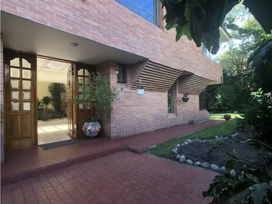 Casa Esquinera En Venta Santa Barbara Alta 