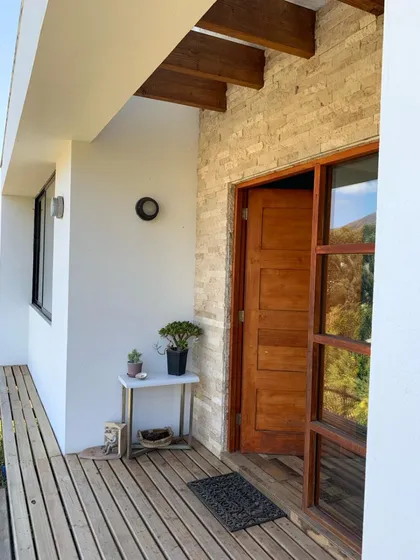 Moderna Casa Arriendo Año Corrido Punta Puyai