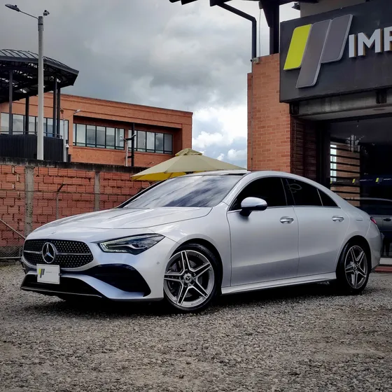 Mercedes-benz Clase Cla Cla 200 Amg Line