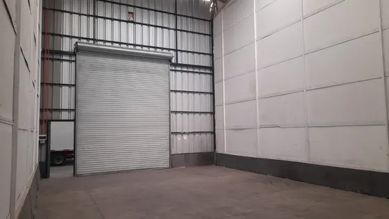 Arriendo Bodega Quilicura 204 M2 - 40,96 Uf + Iva 