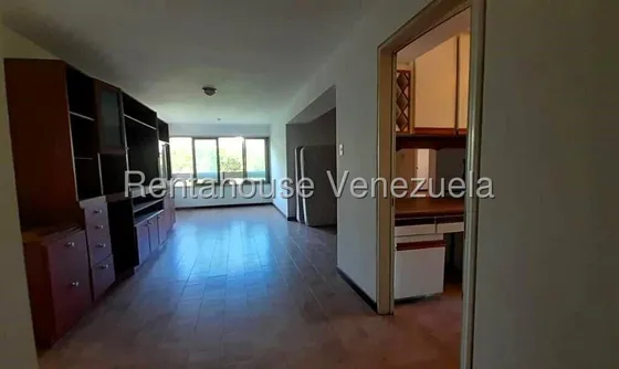 Excelente Apartamento En Alquiler En La Urbina 