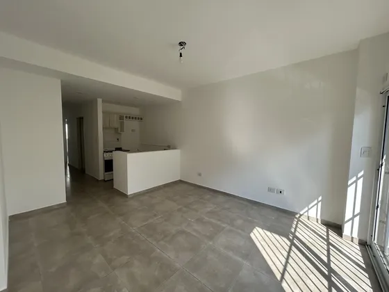 Semipiso 3 Ambientes con Balcon