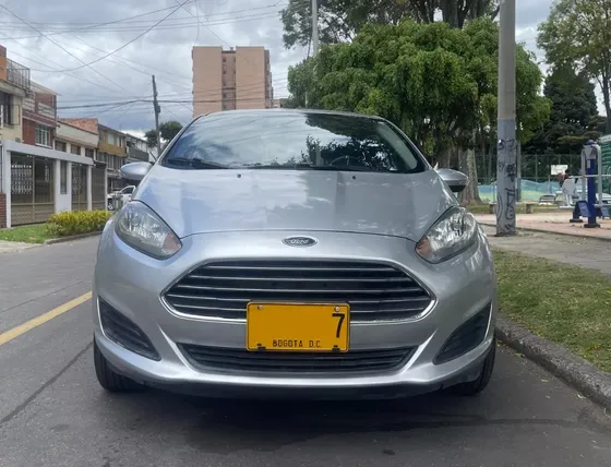 Ford Fiesta 1.6 Sportback Se