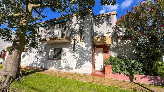 Venta Ph 4 Ambientes Castelar Patio Balcon
