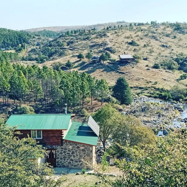 Alquilo Cabaña / Casa Campo. Sierras Córdoba. Ver Tarifas En Descripción. Cabaña Para Máximo 6 Personas. Zona Villa Berna / La Cumbrecita / Villa General Belgrano. Con Costa Río.
