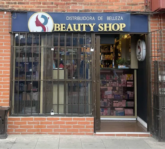 Venta Hermosa Boutique De Belleza !!