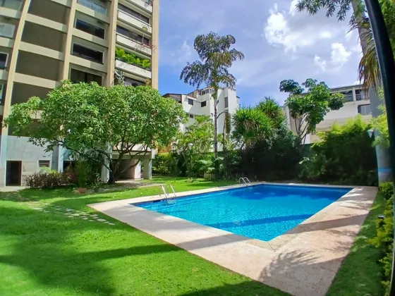 Alquilo Bello Apartamento Amoblado De 2 Habitaciones En Altamira, Con Piscina Y Pozo De Agua