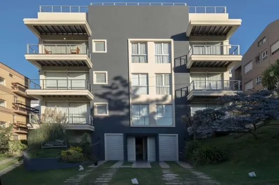 Departamento En Venta 3 Ambientes Pinamar Lasalle