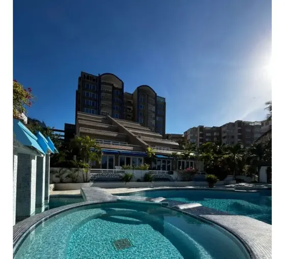 Bello Apartamento Con Vista Al Mar