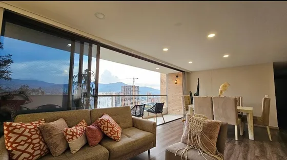 Apartamento En Venta Sabaneta Loma San Jose