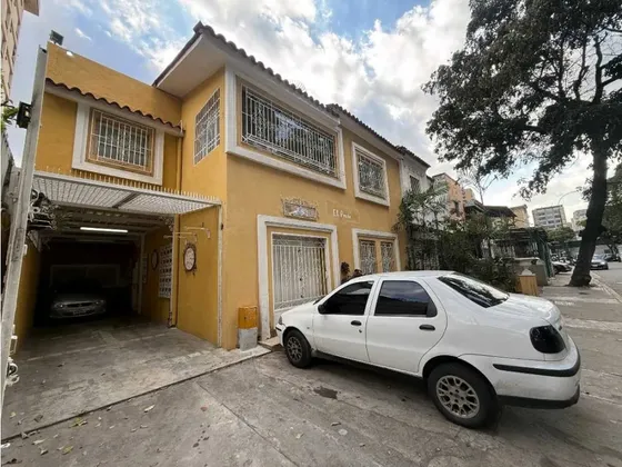 Venta De Casa Comercial O Residencial Ubicada En La Campiña