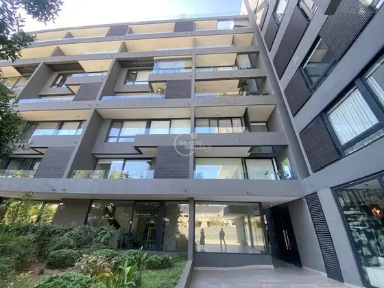 Departamento En Venta De 2 Dorm. En Vitacura